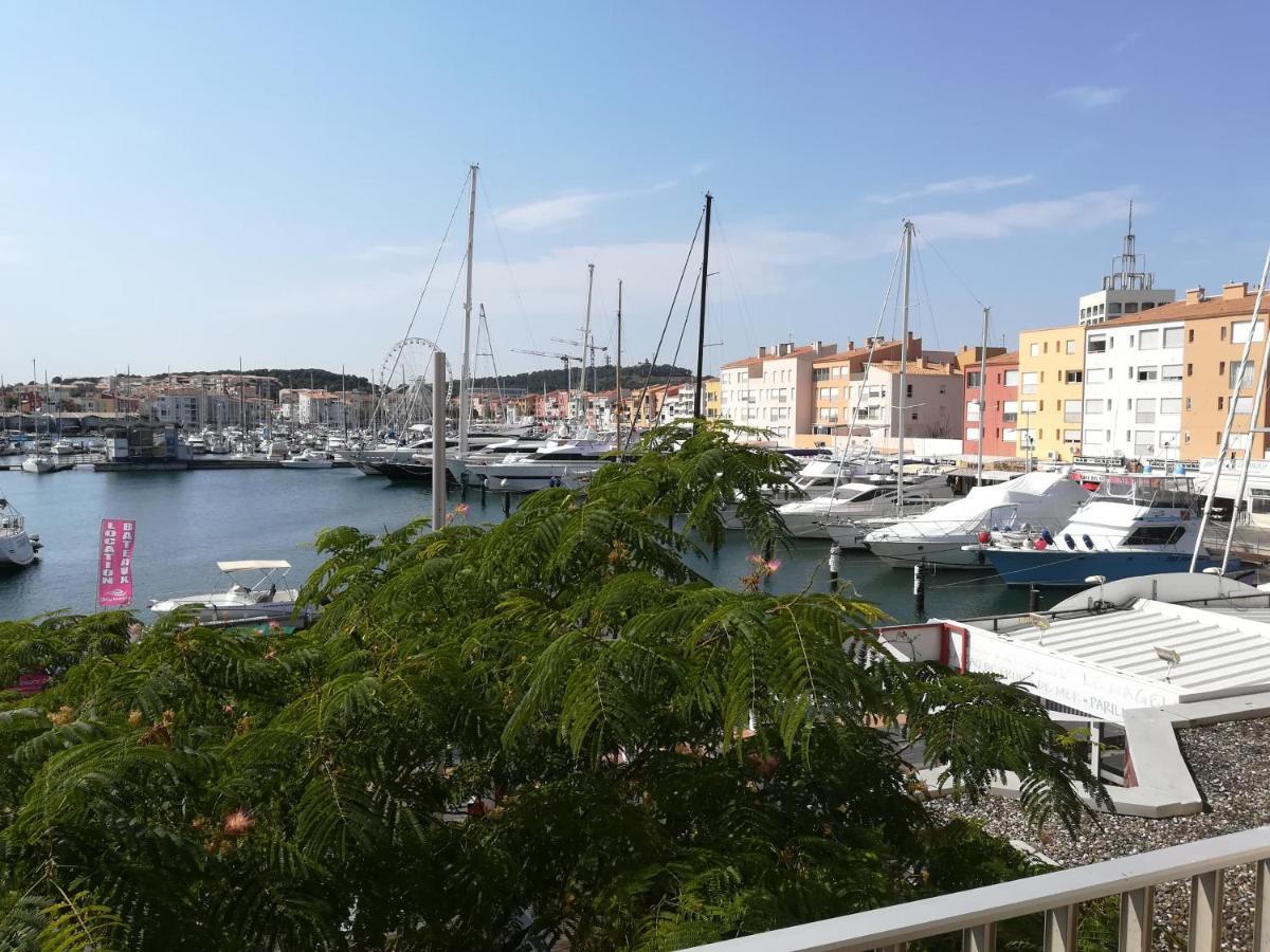 Appartement 1Ere Ligne Vue Port Avec Balcon, Piscine Agde Dış mekan fotoğraf