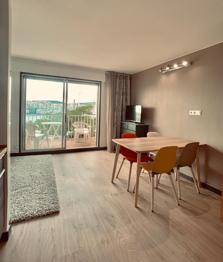 Appartement 1Ere Ligne Vue Port Avec Balcon, Piscine Agde Dış mekan fotoğraf